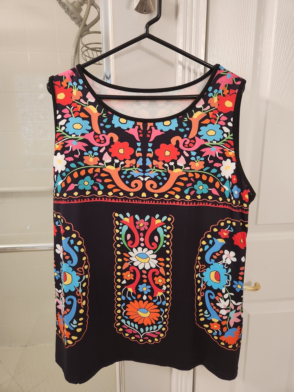 Black Floral Sleeveless Tank Top with Bright Multicolor Print 2XL